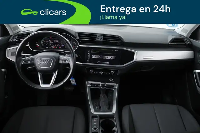 Audi Q3 view 13