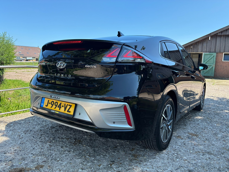 Hyundai IONIQ Premium EV 38 kWh | SOH 100 % + Leder + Stoel Verw — photo 5
