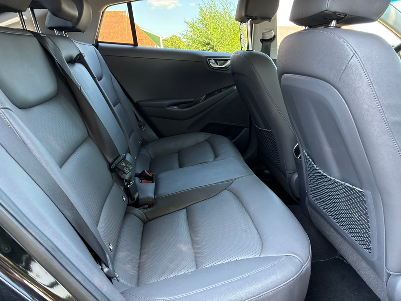 Hyundai IONIQ Premium EV 38 kWh | SOH 100 % + Leder + Stoel Verw — photo 14