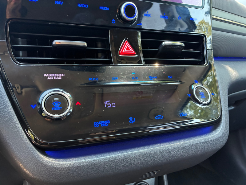 Hyundai IONIQ Premium EV 38 kWh | SOH 100 % + Leder + Stoel Verw — photo 25