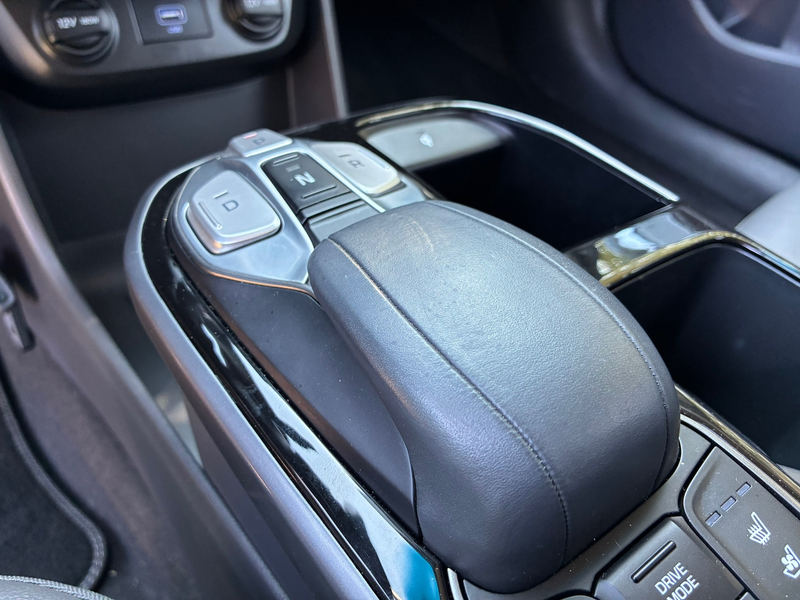 Hyundai IONIQ Premium EV 38 kWh | SOH 100 % + Leder + Stoel Verw — photo 23
