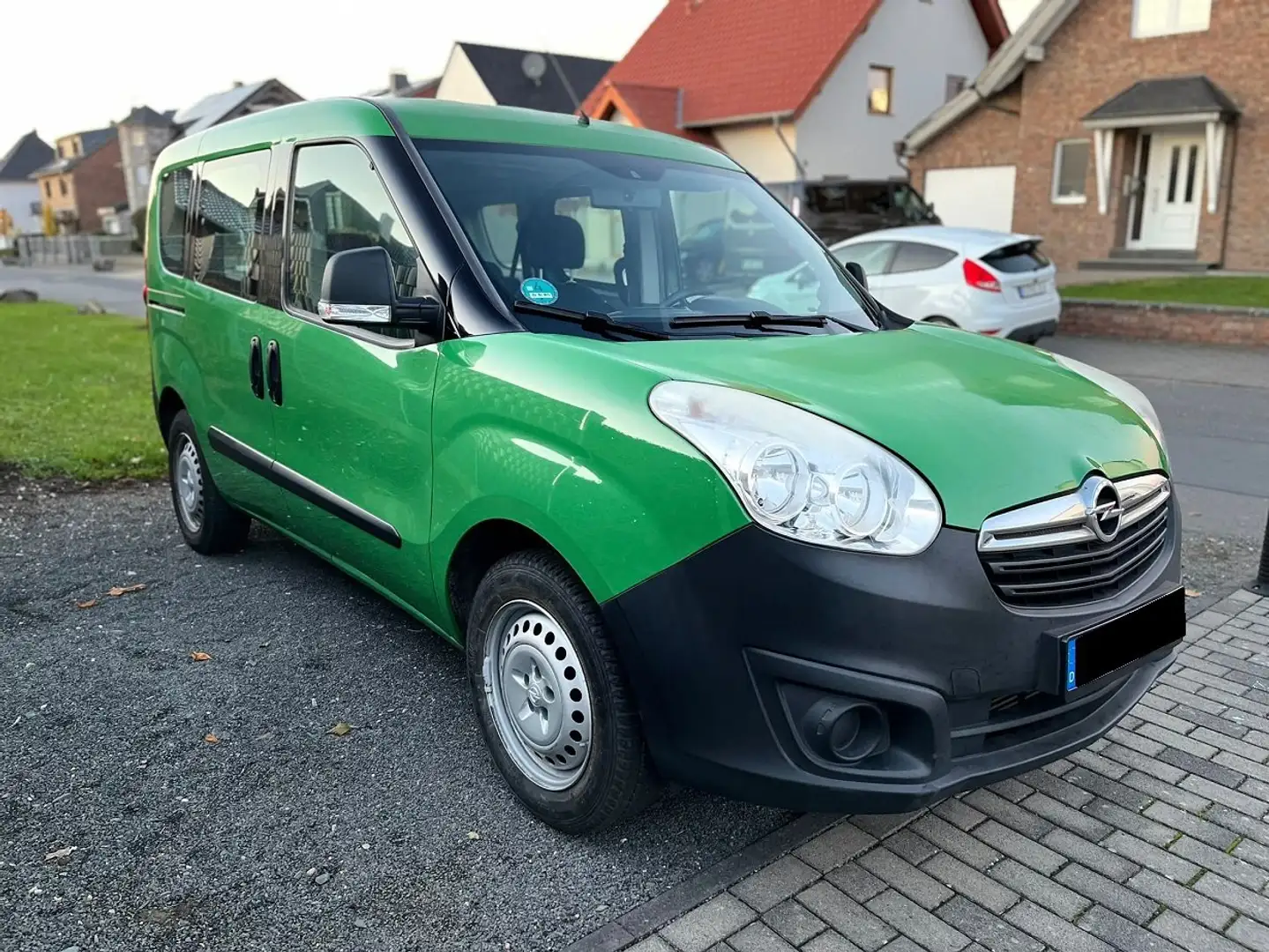 Opel Combo Combo 1.4 CNG 1.4 CNG L1H1 Zielony - 2