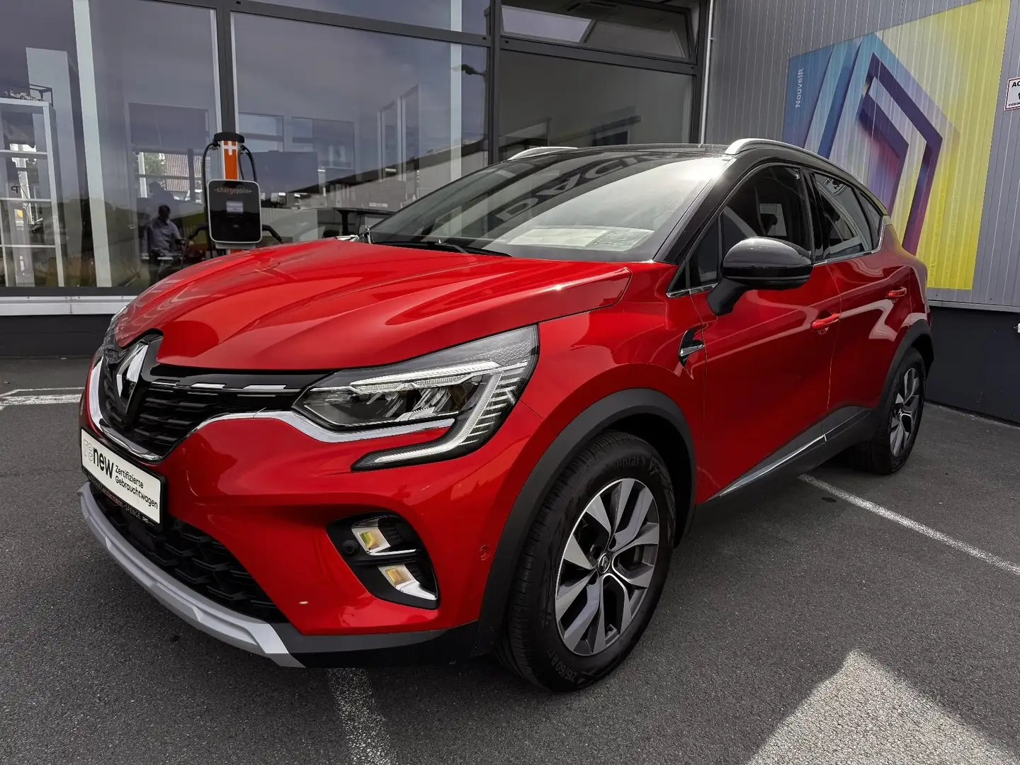 Renault Captur INTENS TCe 100 AHK+360RFK+WINTER+LED Rouge - 2