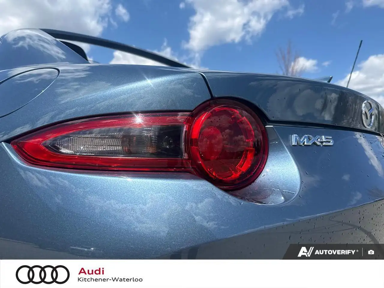 Mazda MX-5 Miata снимка Mazda MX-5 Miata