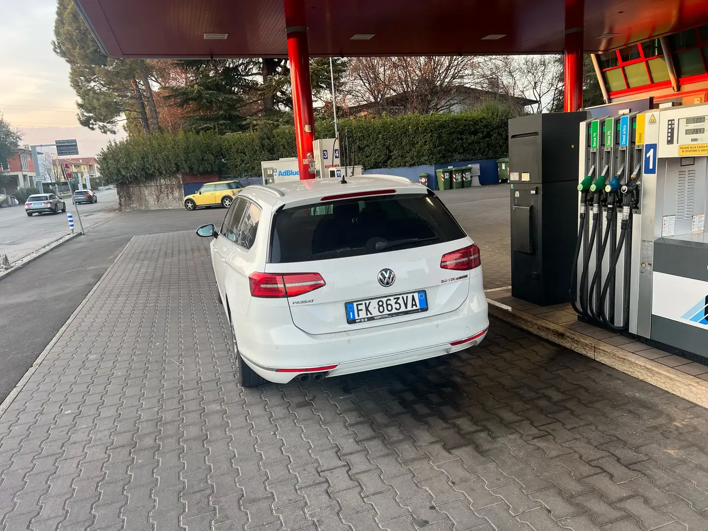 Volkswagen Passat Alltrack 2.0 tdi 4motion 190cv dsg Beyaz - 2