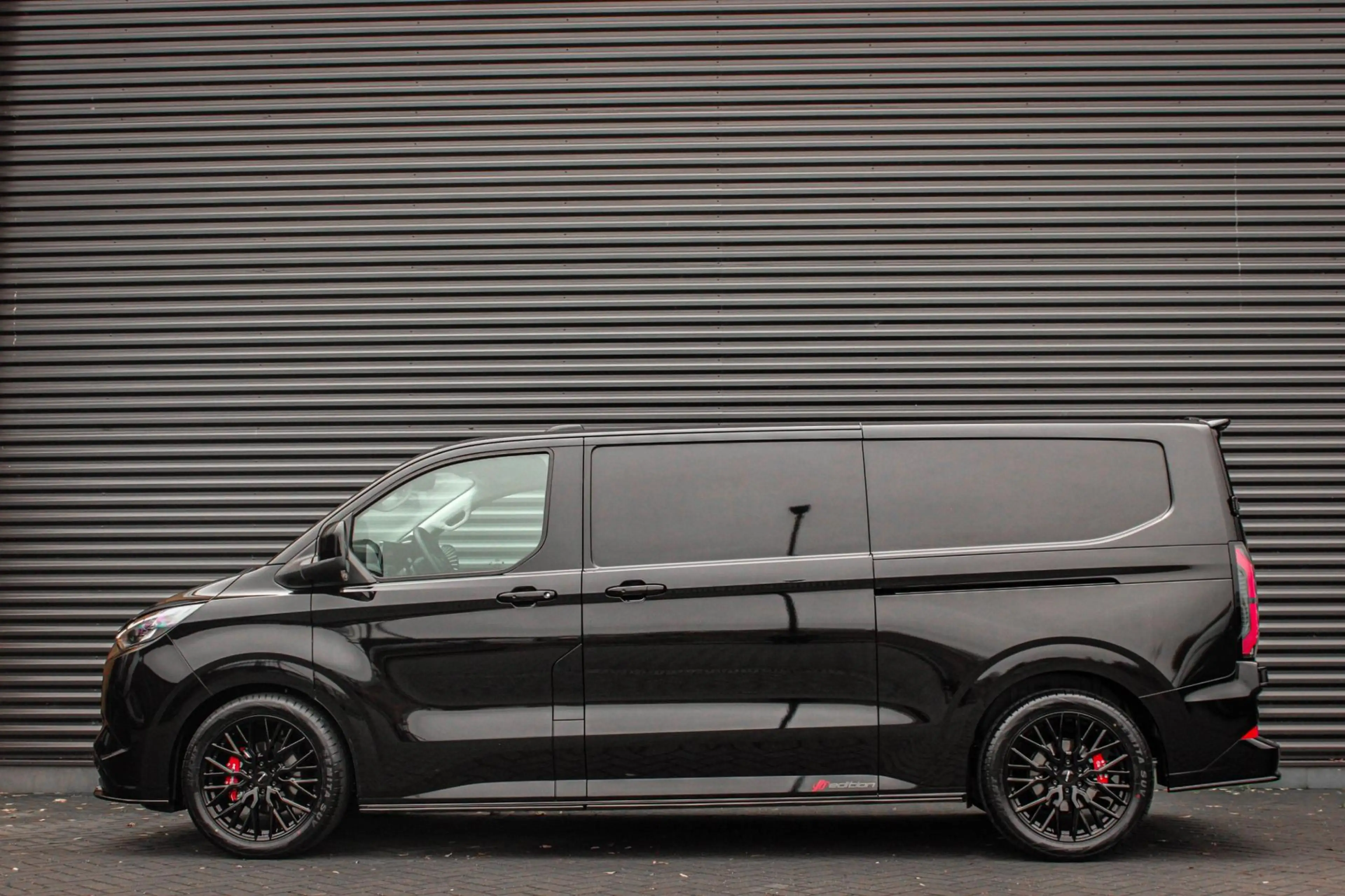 Ford E-Transit Cust. 340 L2H1 Limited 65 kWh 218PK / JB-EDITON / — photo 5