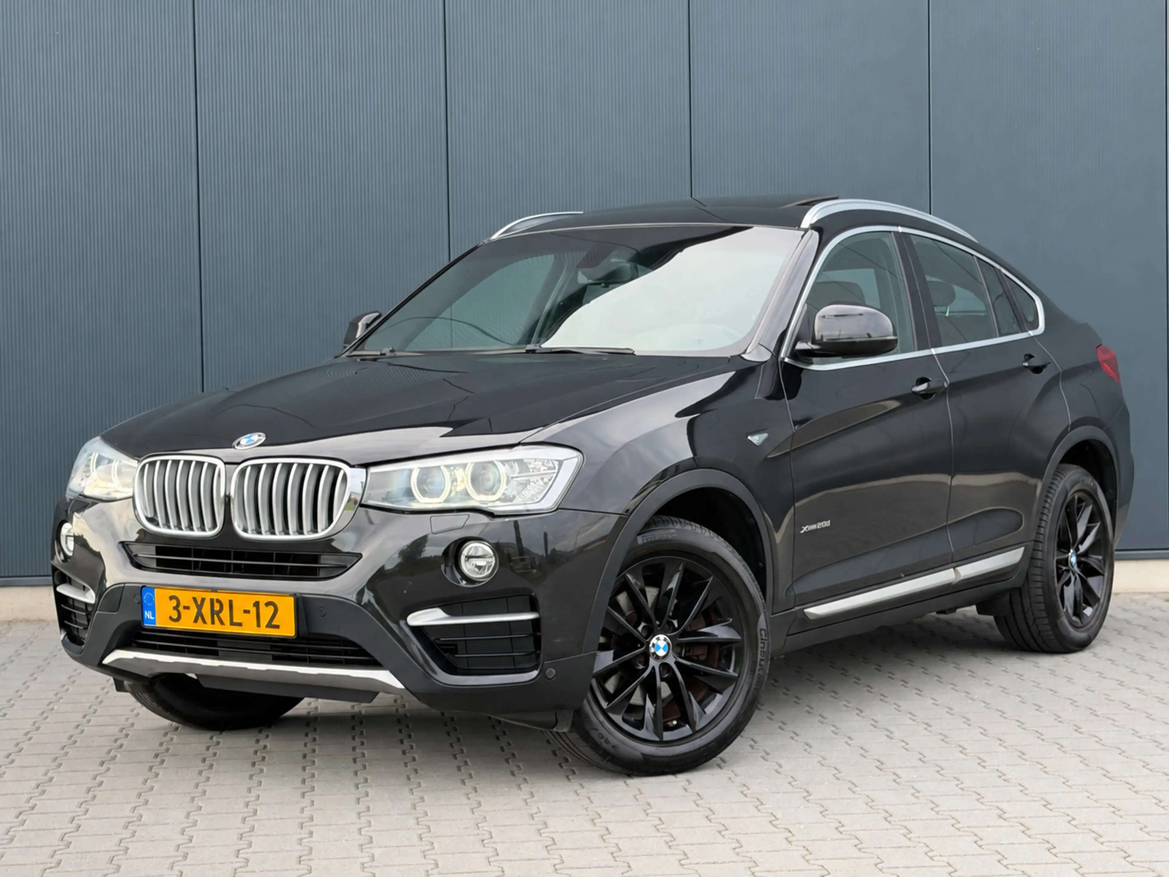 BMW X4 xDrive28I High Executive Schuifdak - X-Line - Lede