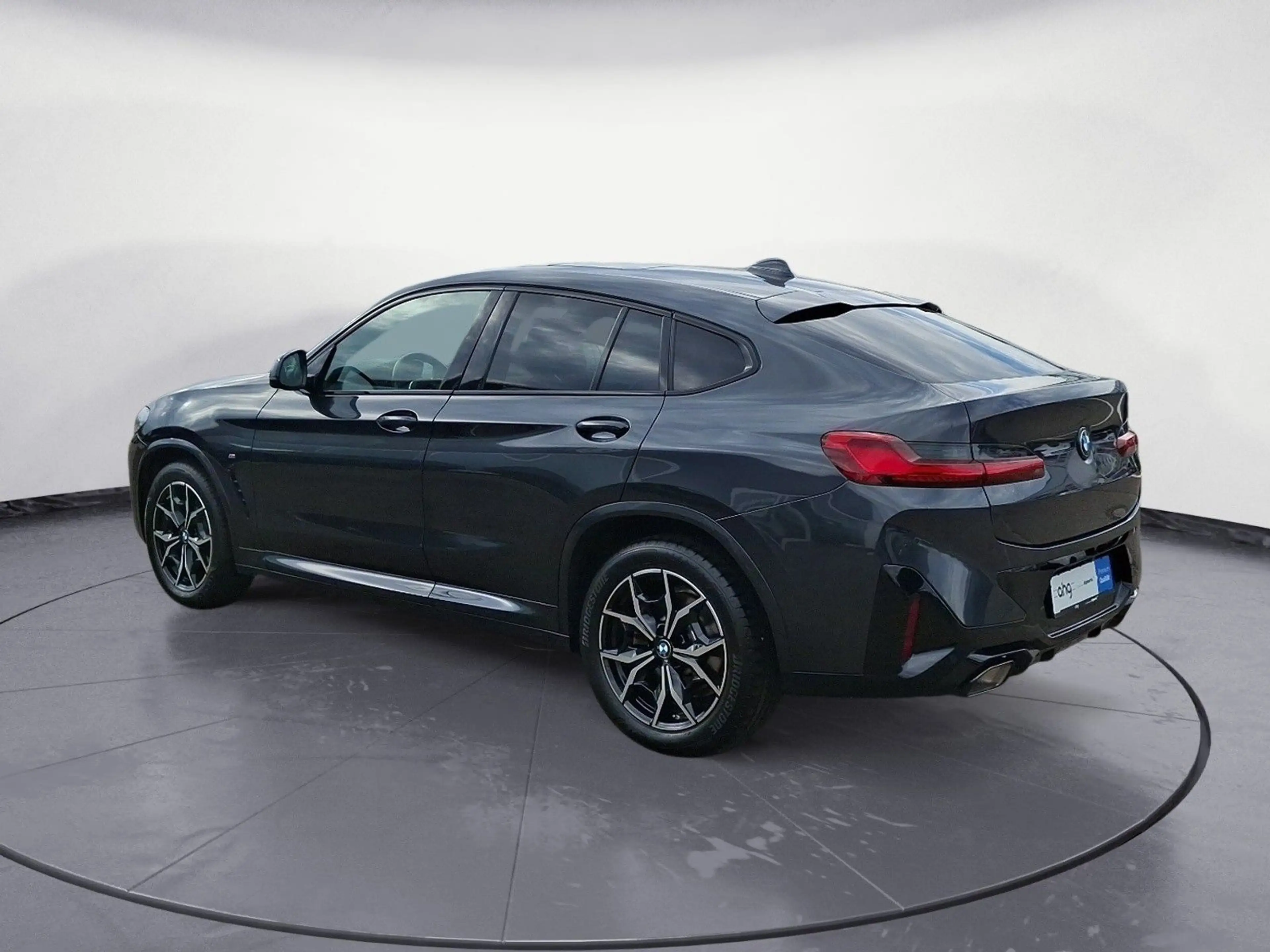 BMW X4 xDrive20d M SPORT Panorma Driving Assistant A — photo 4