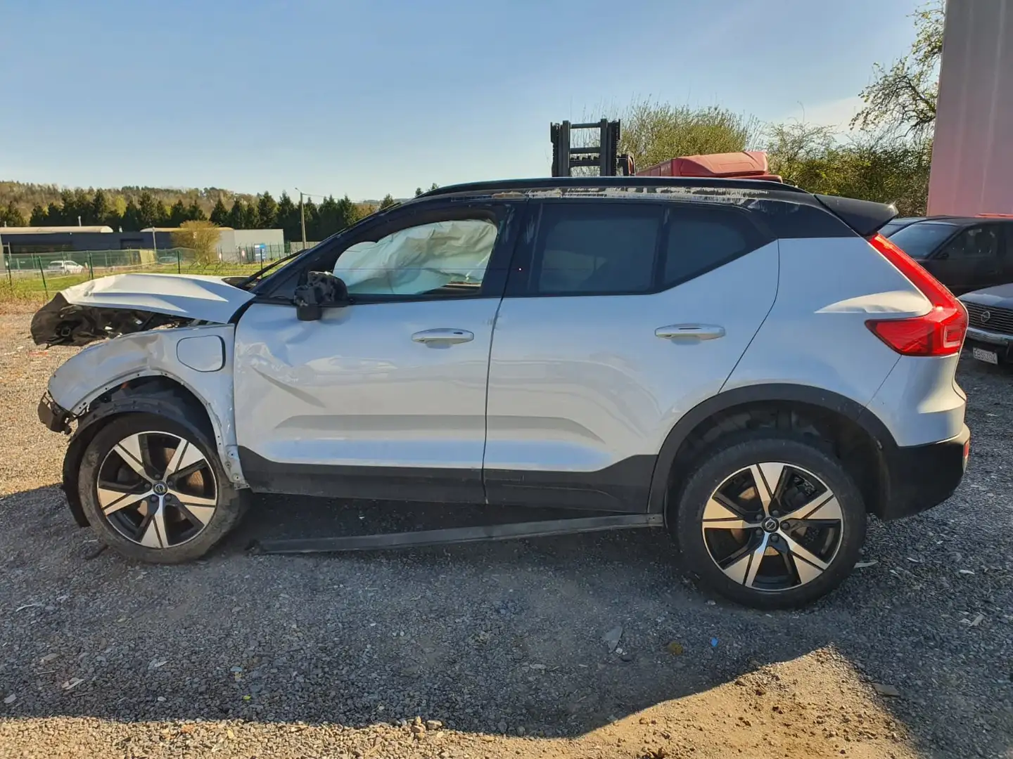 Volvo XC40 1.5 T5 PHEV ° ACCIDENT° Blanc - 2