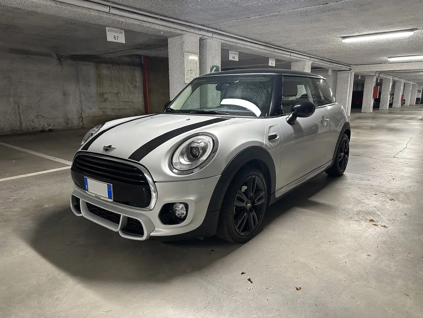 MINI Cooper 1.5 Hype Pack JCW 3p Argent - 1