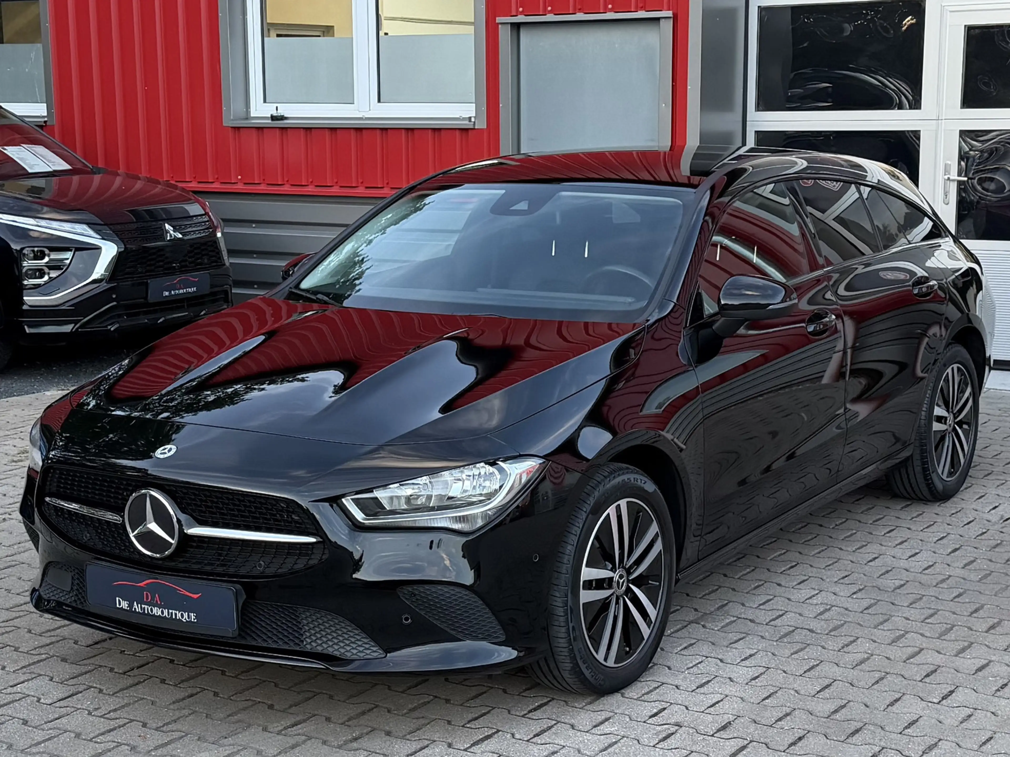 Mercedes-Benz CLA 250 Shooting Brake e"Night-Paket"1.Hand"SZH" — photo 2