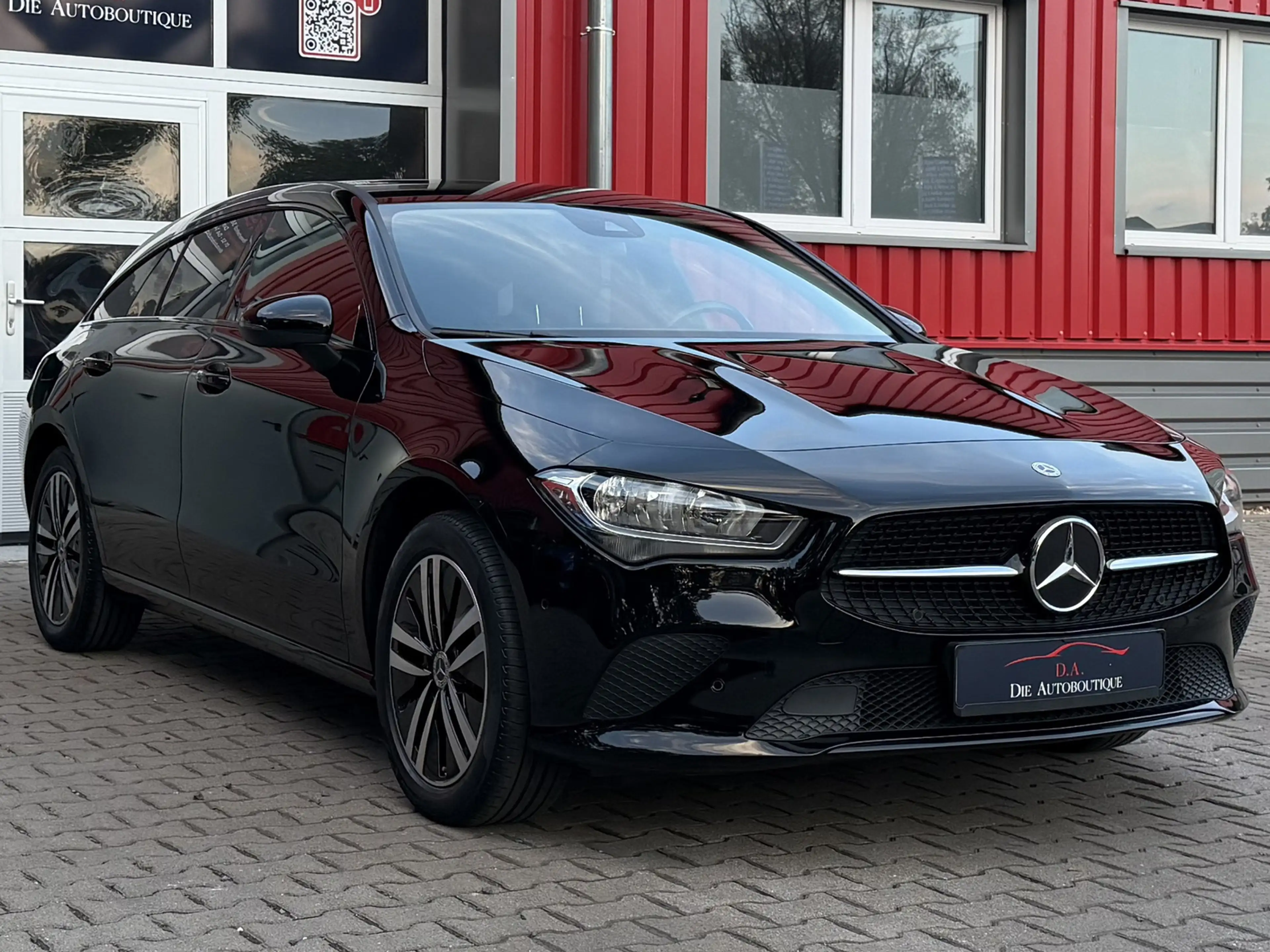 Mercedes-Benz CLA 250 Shooting Brake e"Night-Paket"1.Hand"SZH" — photo 4