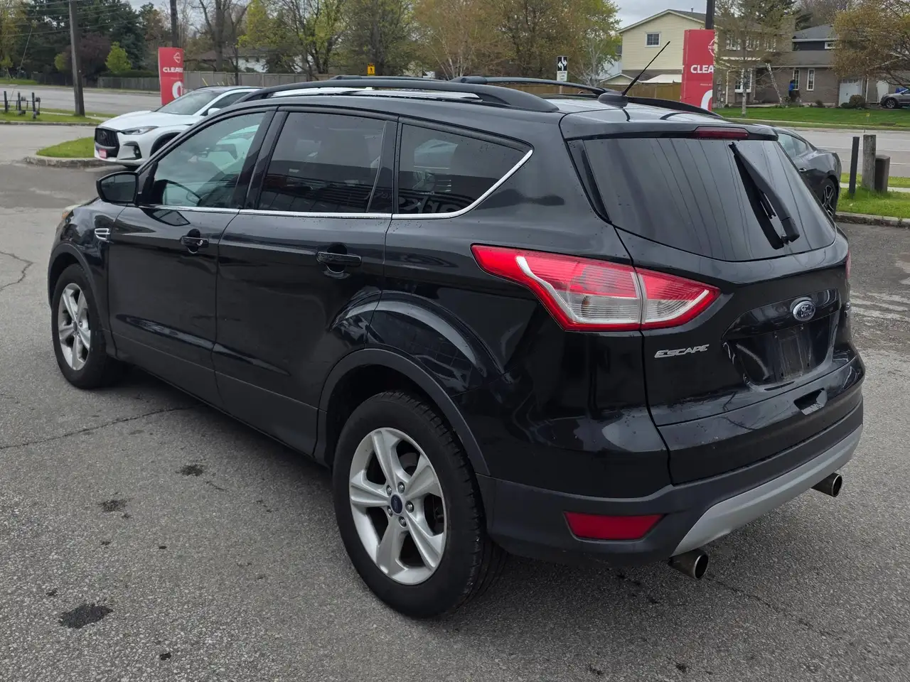 Ford Escape снимка Ford Escape