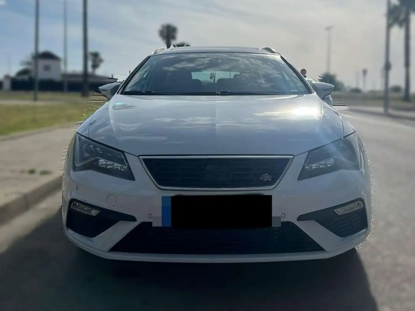 SEAT Leon ST 2.0TDI CR S&S FR Blanco - 1