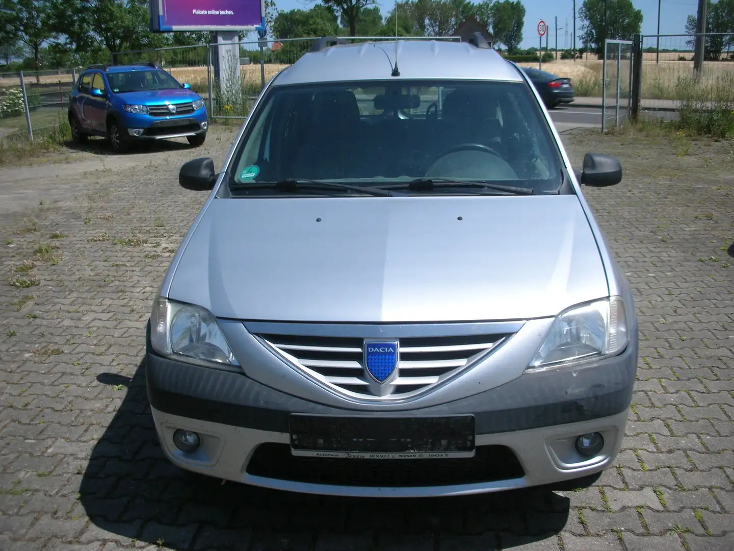 Dacia Logan Laureate -1.HAND/SCHECKHEFT- - 2