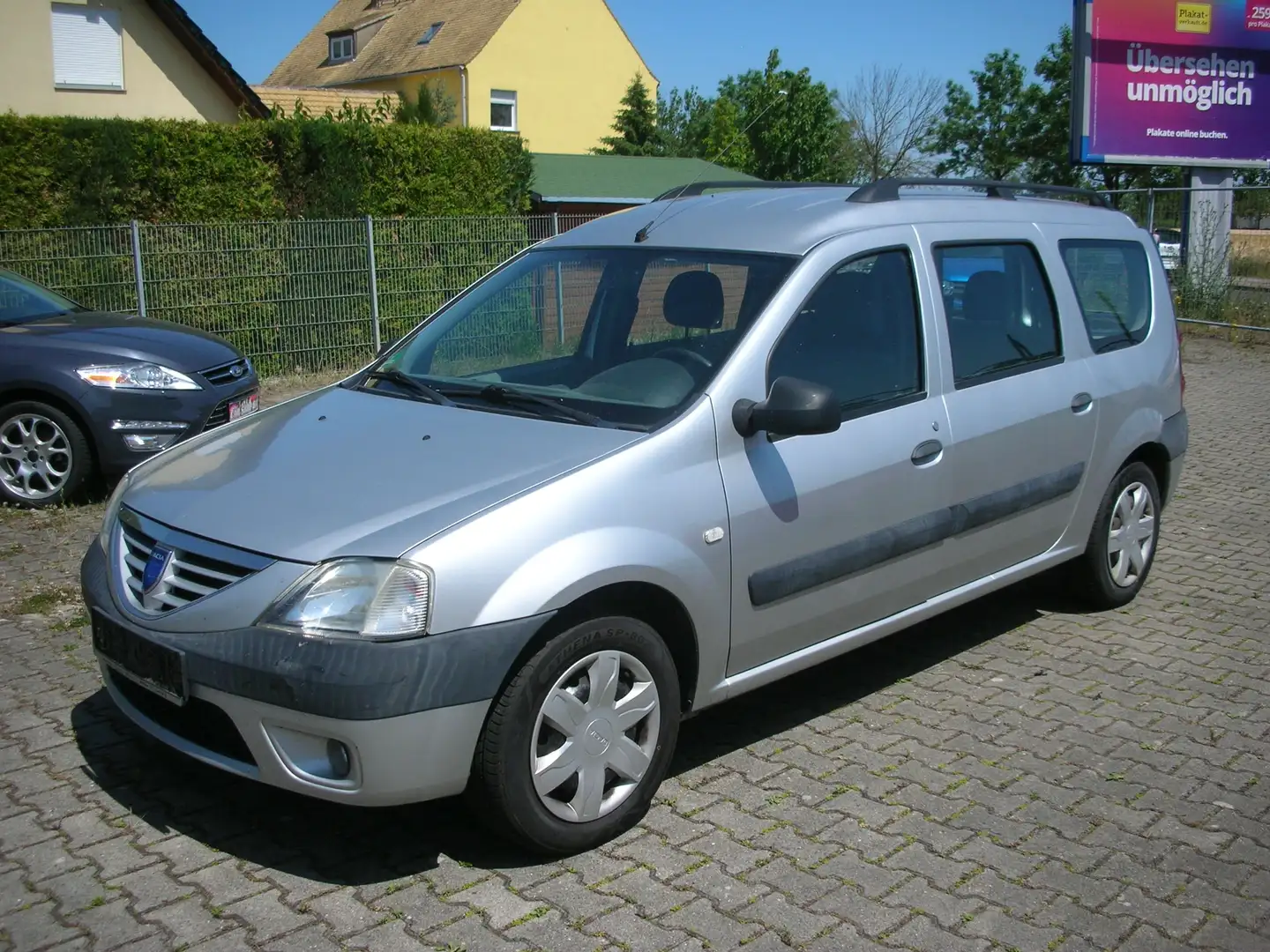 Dacia Logan Laureate -1.HAND/SCHECKHEFT- - 1