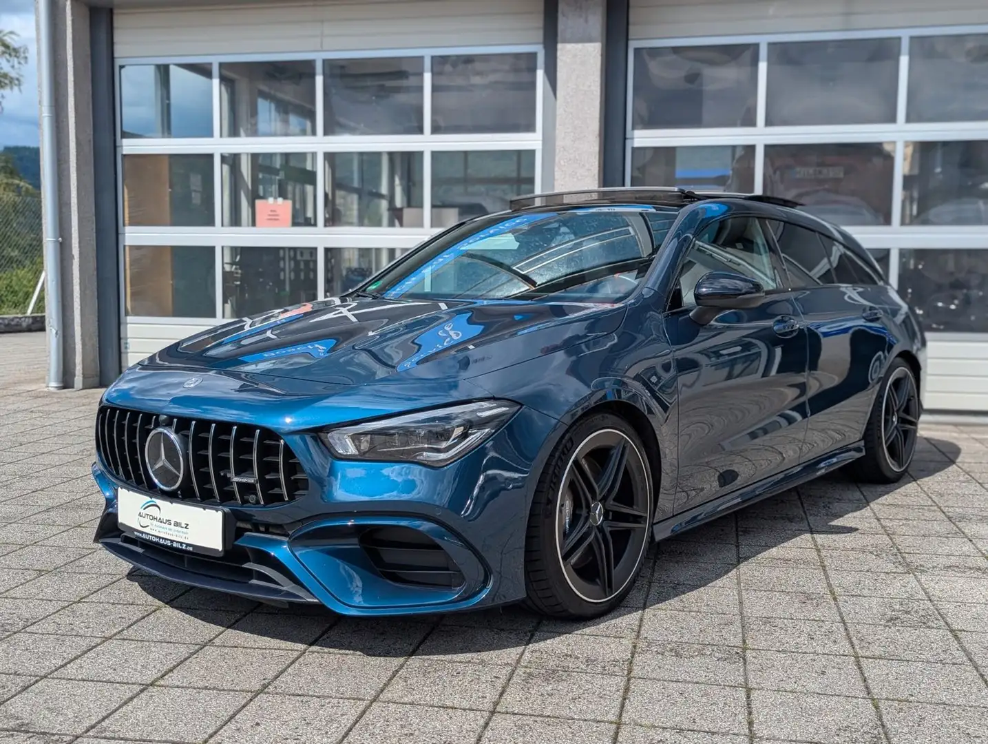 Mercedes-Benz CLA 45 AMG *Night*Pano*Burmester* Albastru - 2