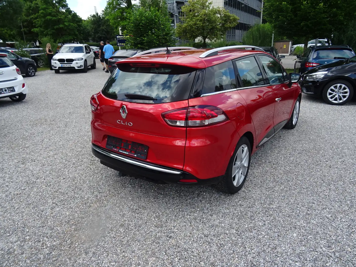 Renault Clio IV Grandtour Dynamique 1. 2 TCe 120 eco Rouge - 2