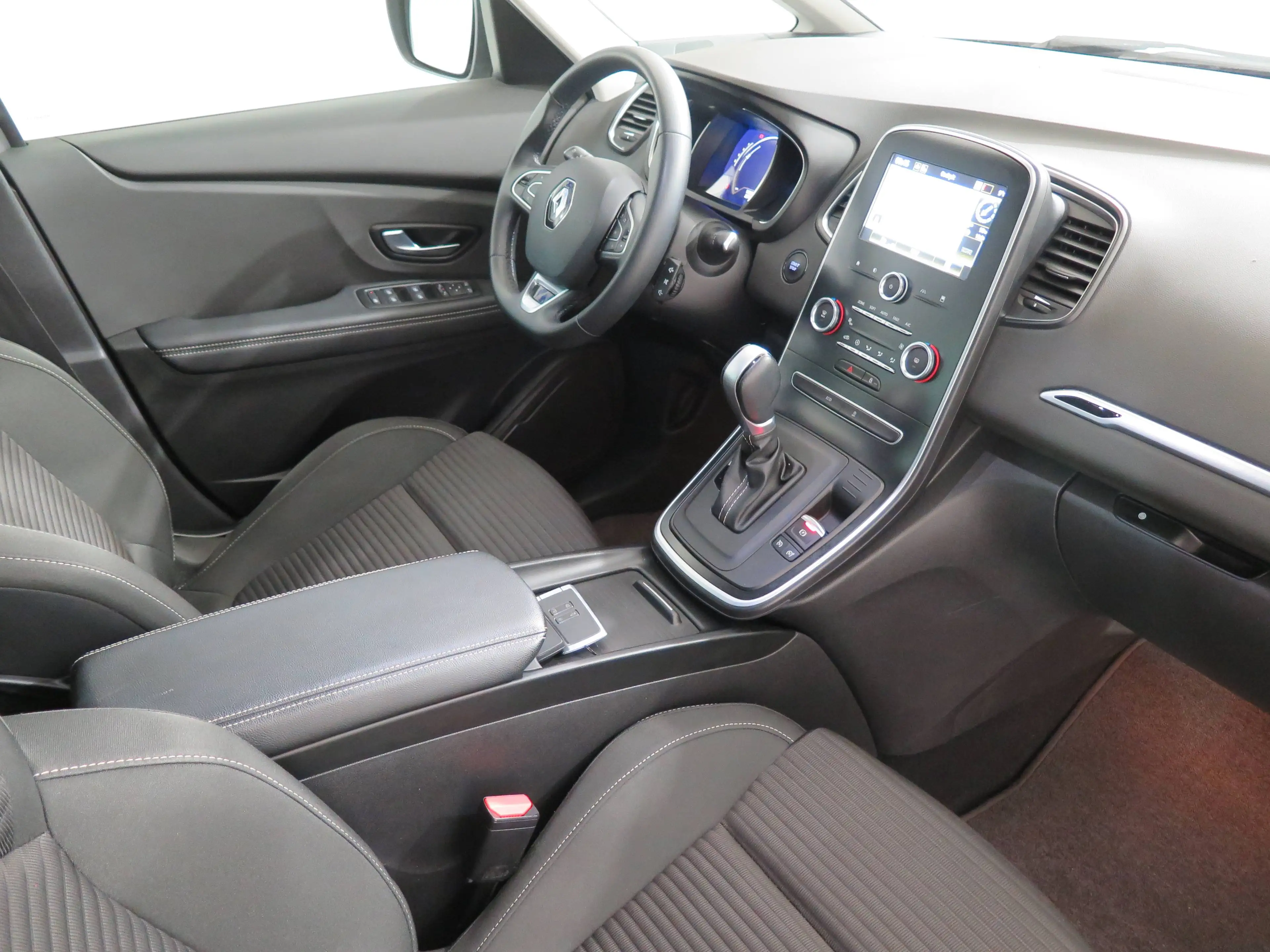 Renault Grand Scenic Grand Business Edition, 7 Sitzer, Sportsitze,Navi,RFK — photo 9