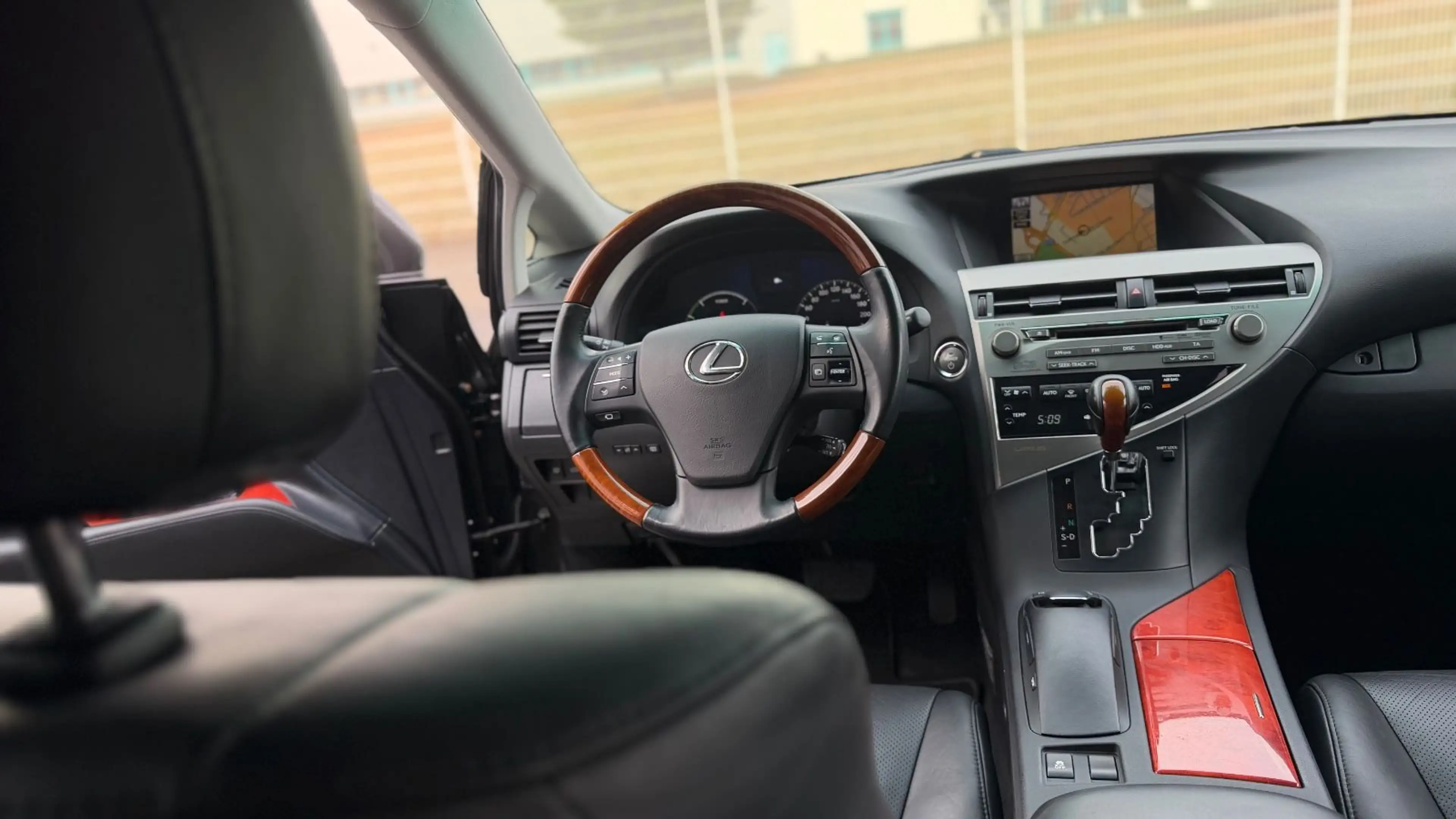 Lexus RX 450h Hybrid Autom/Navi+R.Camera/Leder/AHK — photo 9