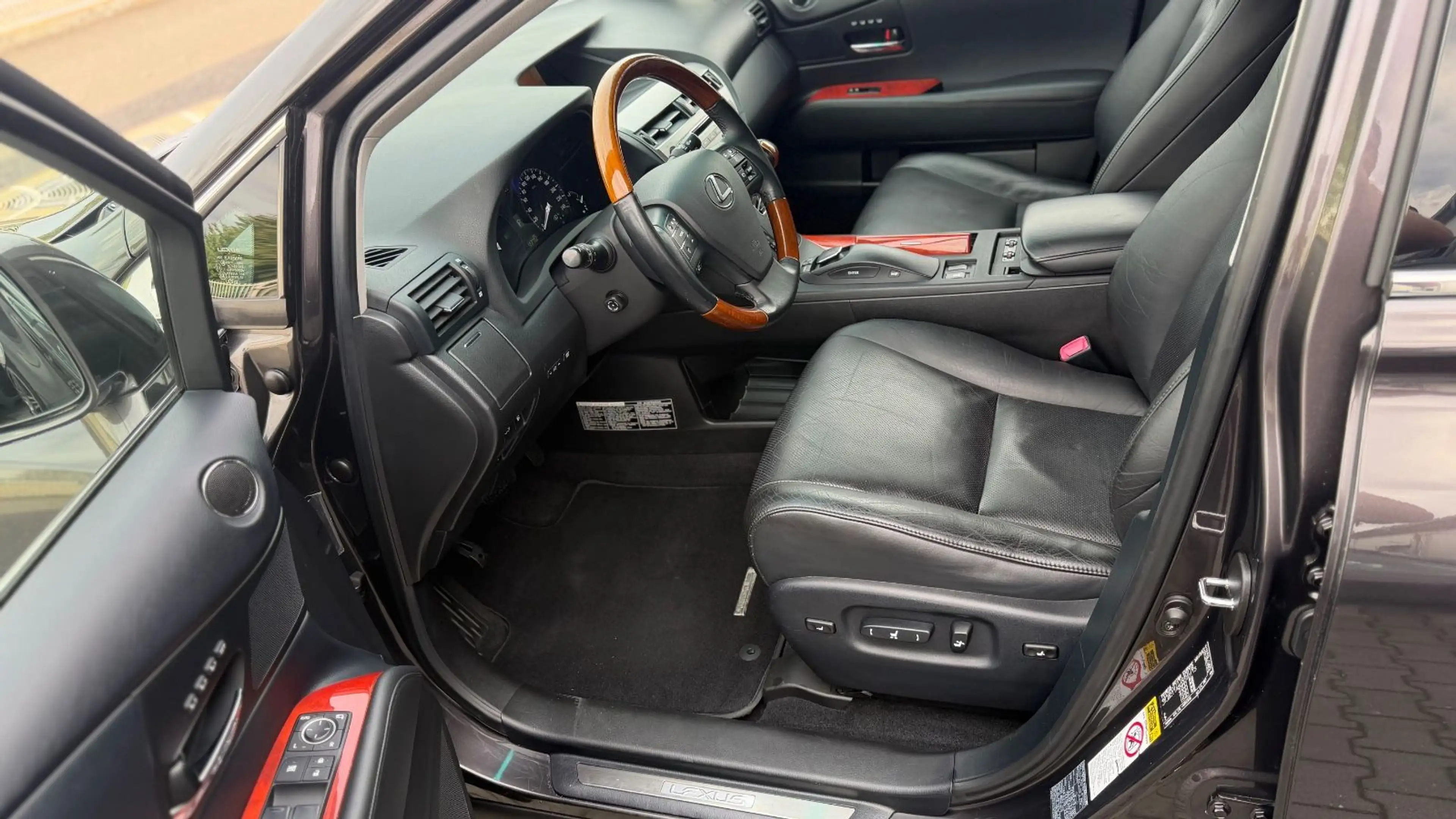 Lexus RX 450h Hybrid Autom/Navi+R.Camera/Leder/AHK — photo 11