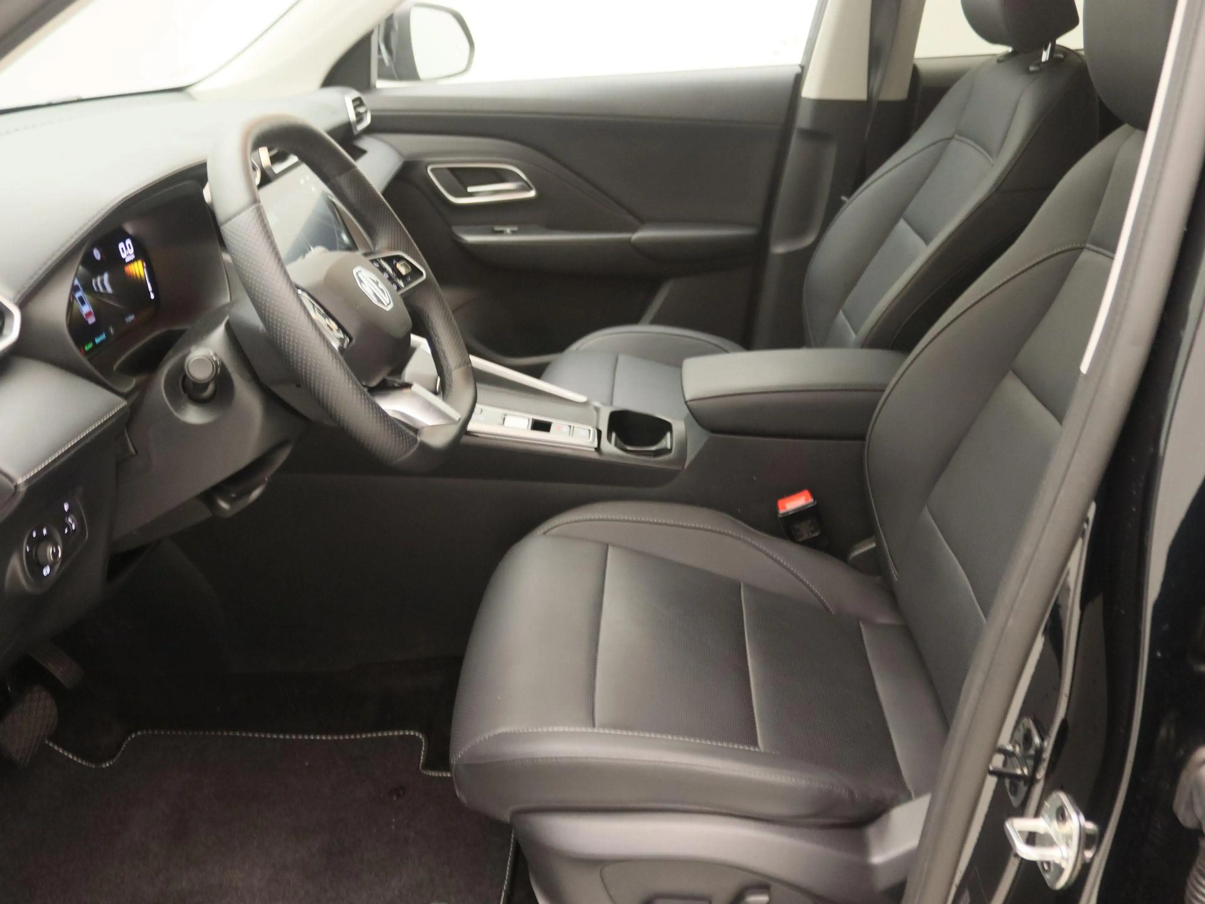MG ZS 1.5 Hybrid+ Aut. Luxury | Navi | CarPlay | 360 Cam — photo 12