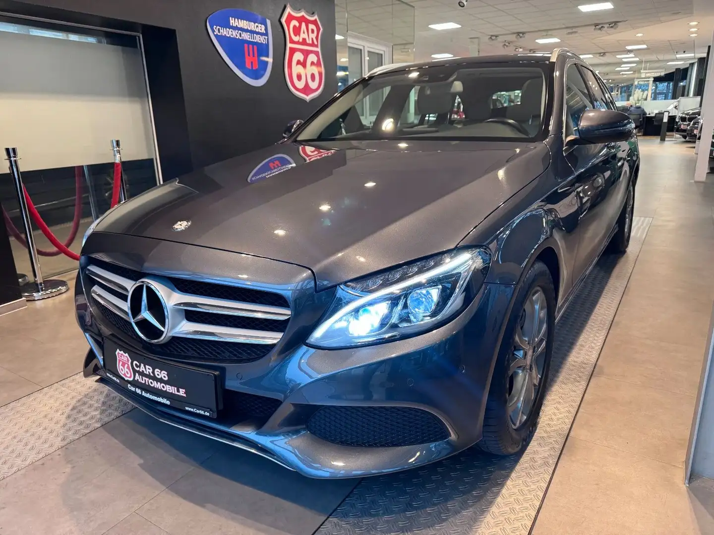 Mercedes-Benz C 180 C T-Modell Avantgarde Gris - 1