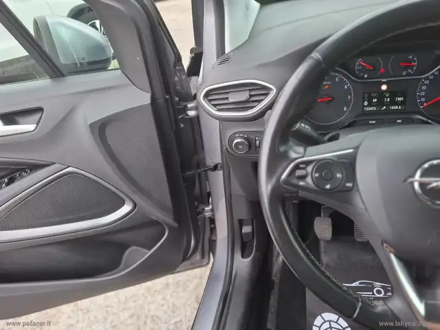 Opel Crossland X view 10