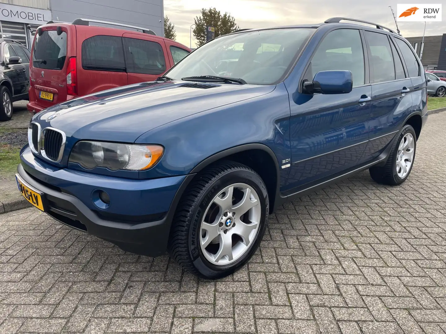 BMW X5 3.0i Executive Garantie Young-Timer Top conditie Blauw - 1