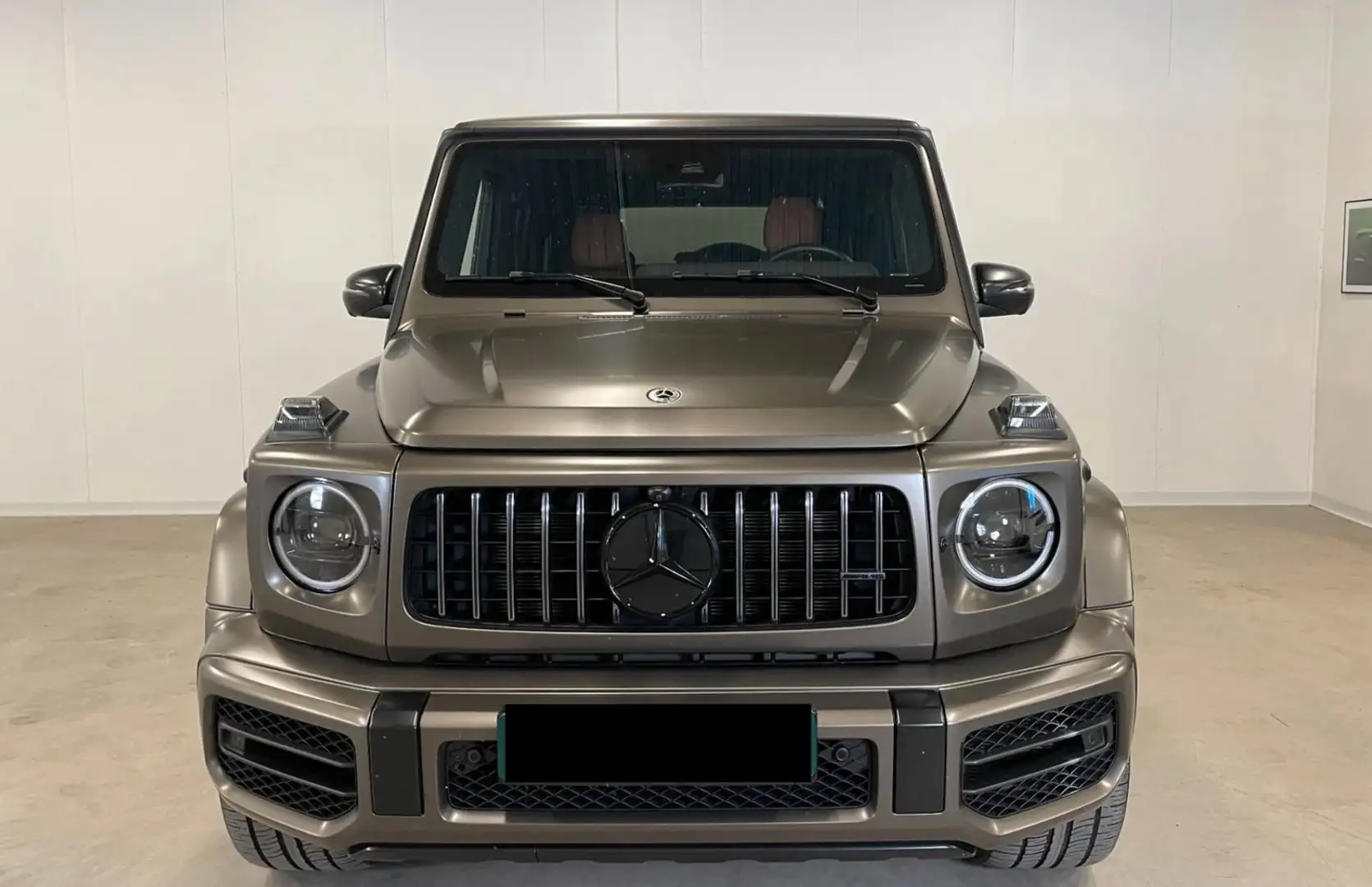 Mercedes-Benz G 63 AMG G Manufaktur Gris - 2