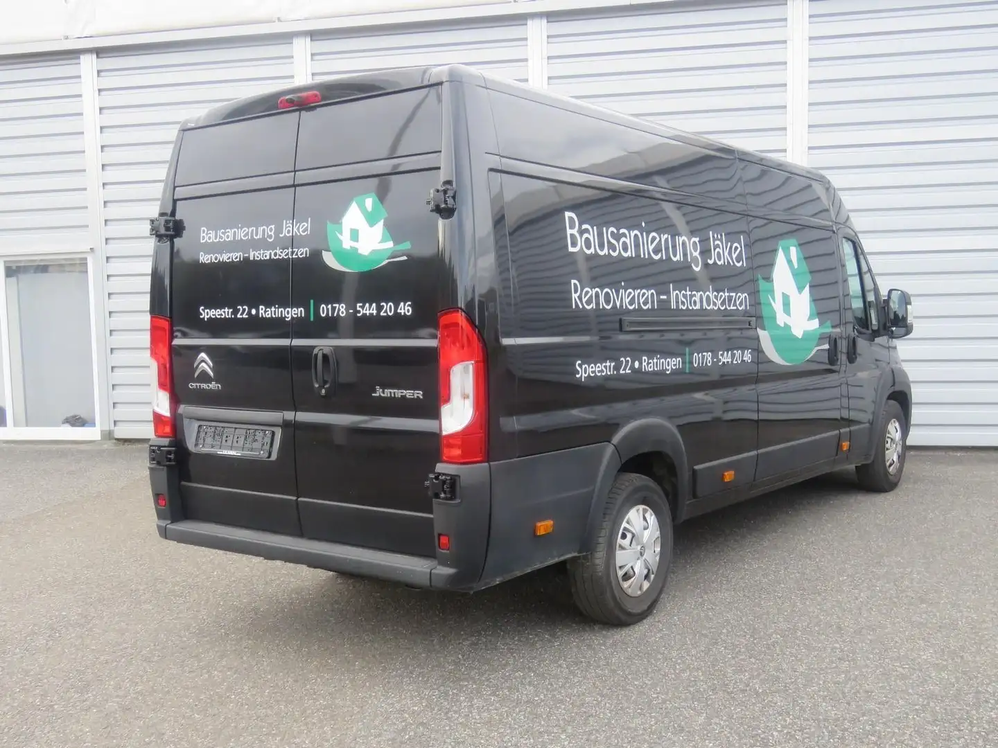 Citroen Jumper 35 L4H2 Club Heavy BlueHDi 165 Start&Stop Schwarz - 2