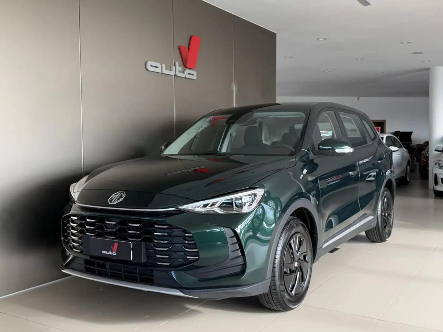 MG ZS 1.5 Standard Verde - 2