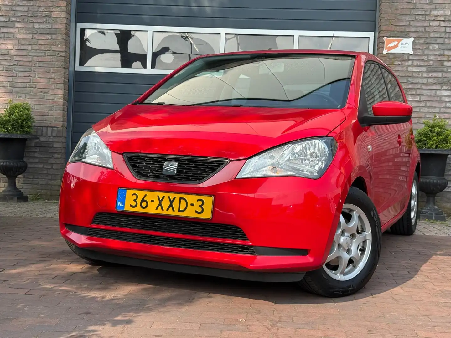 SEAT Mii 1.0 Style 5Drs|Airco Rood - 2