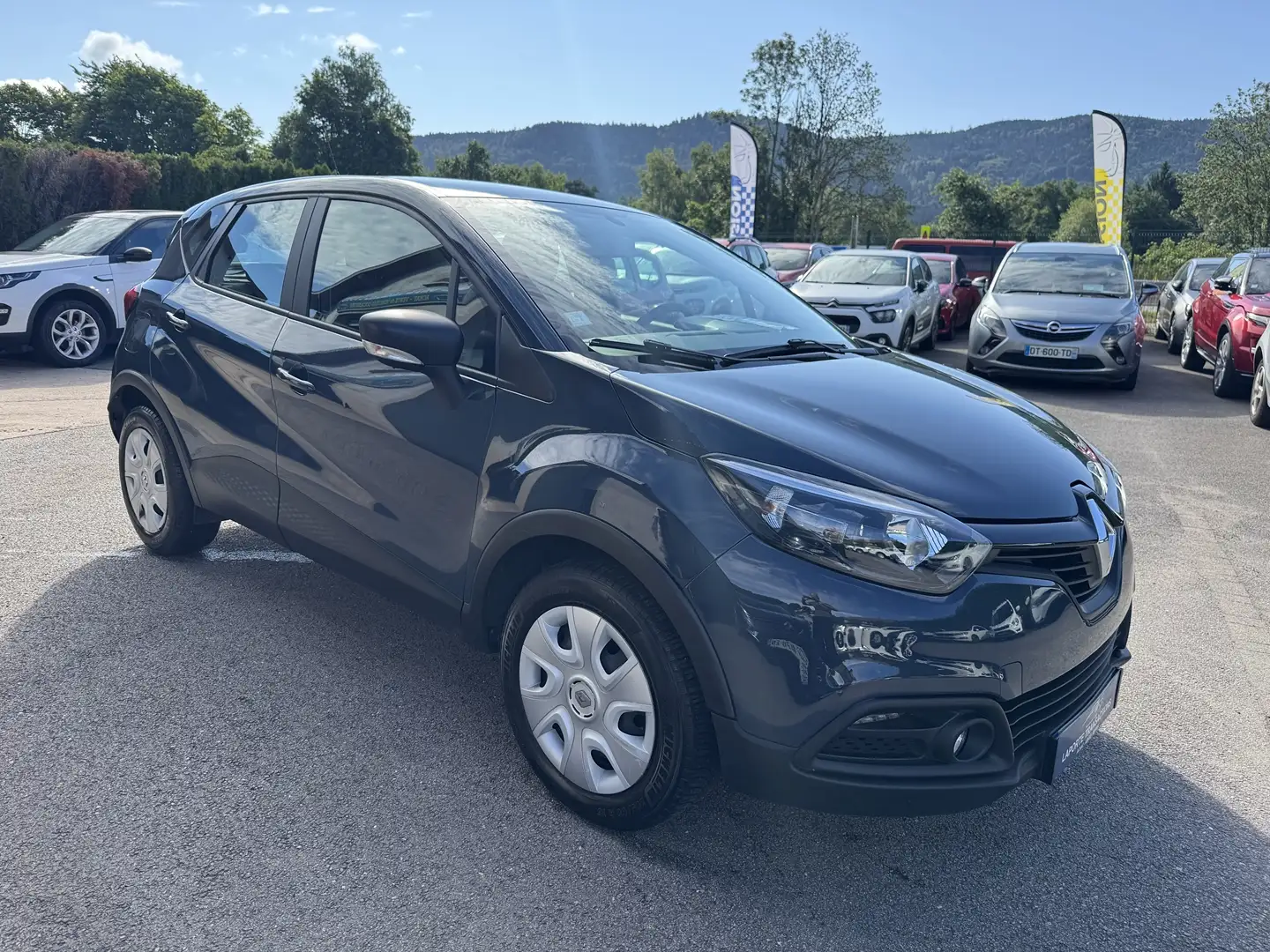 Renault Captur 0.9 TCE 90CH STOP\u0026START ENERGY LIFE ECO² Bleu - 2
