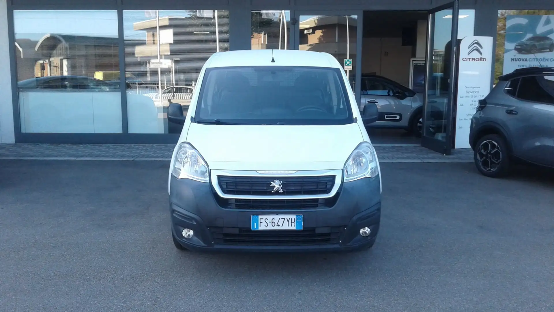 Peugeot Partner PARTNER 1.6 BlueHDI 100CV 5 POSTI COMBI L2 Blanc - 2
