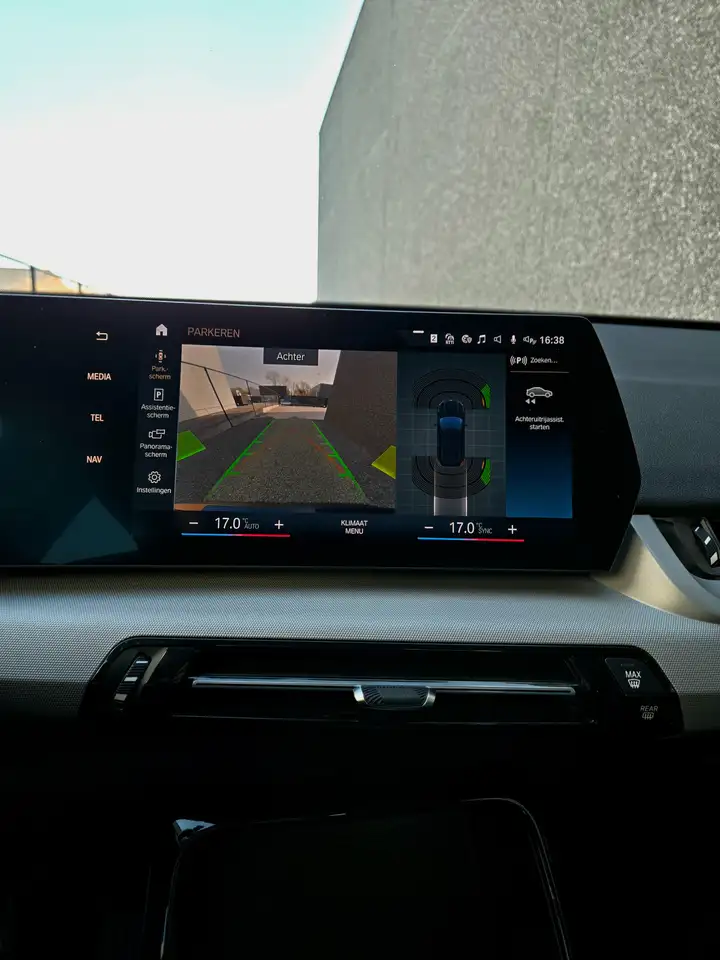 BMW X1 X1 PHEV 1.5iA xDrive25e (180 kW) 11