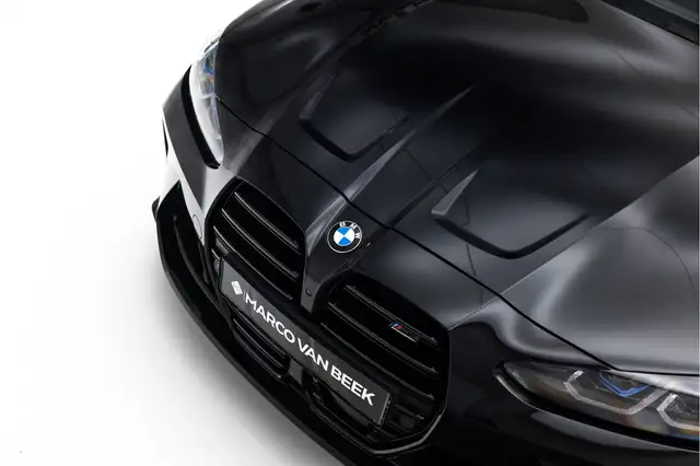 BMW M3 view 8