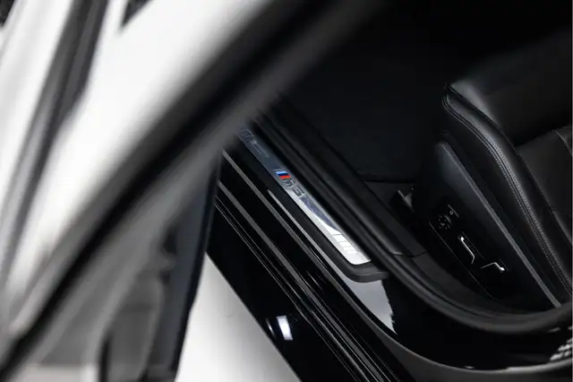 BMW M3 view 23
