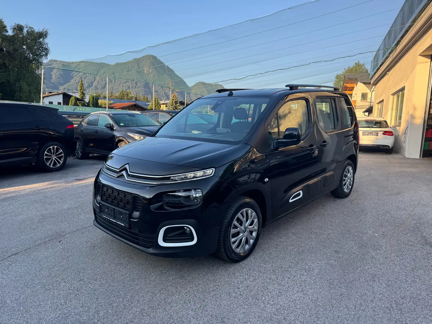 Citroen Berlingo Feel M Schwarz - 2