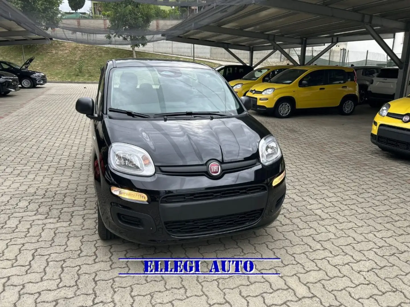 Fiat Panda PROMO FINANZ 1.0 HYBRID 5 POSTI +PACK CITY KM 0 Nero - 2