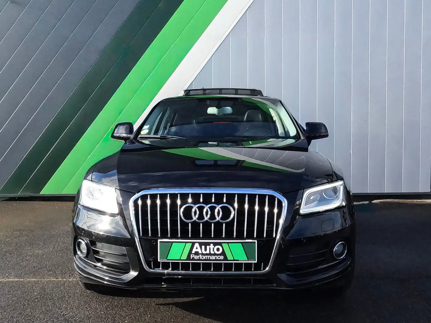 Audi Q5 2.0 TDI Clean Diesel 190 S Line S tronic 7 Schwarz - 2