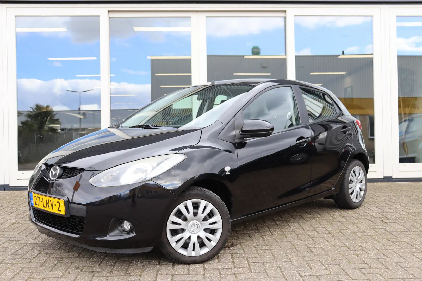 Mazda 2 1.3 XS, Airco, Prijs Is Rijklaar Negro - 1