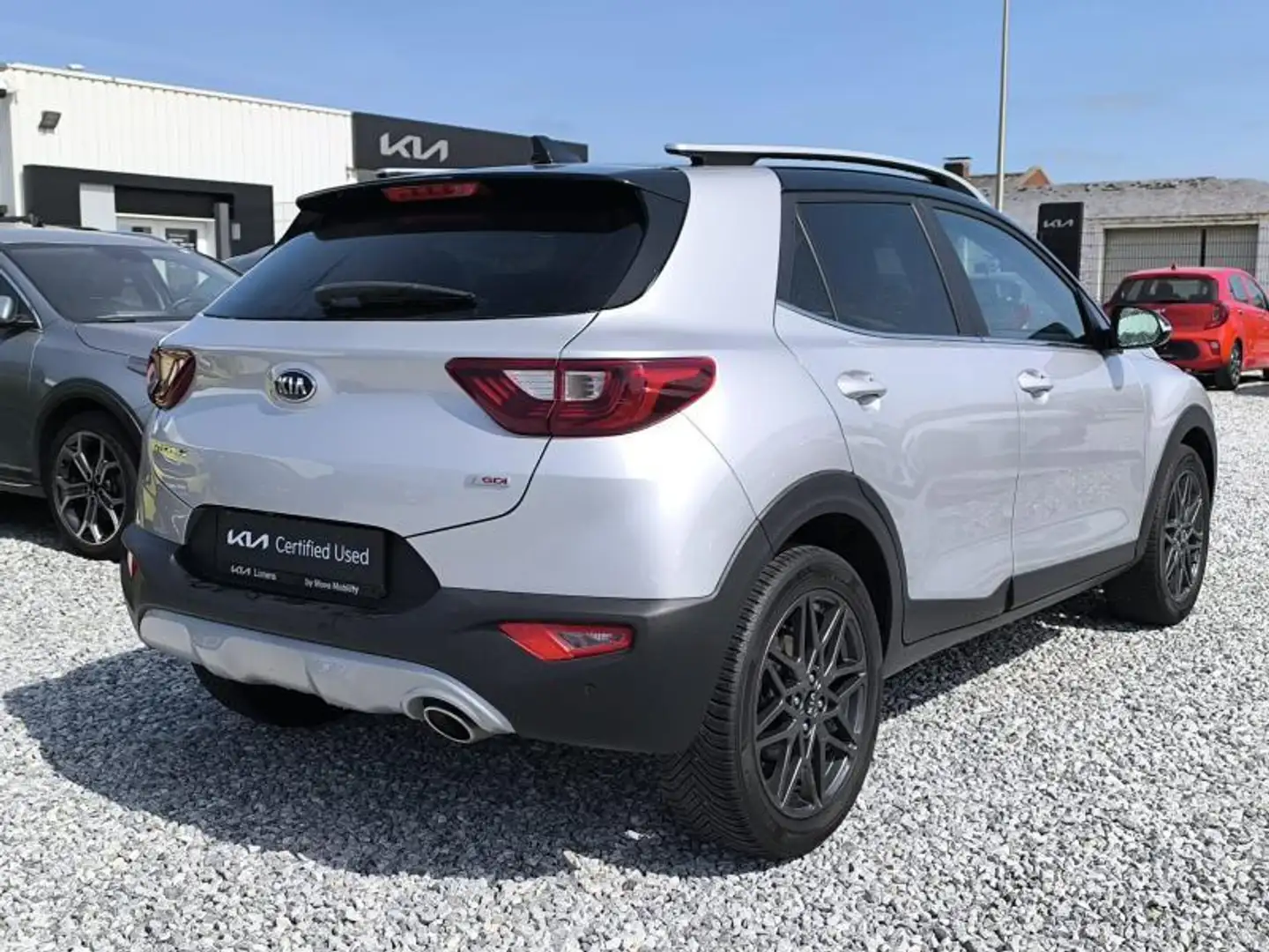 Kia Stonic Black Edition 1.0T ISG Gris - 2