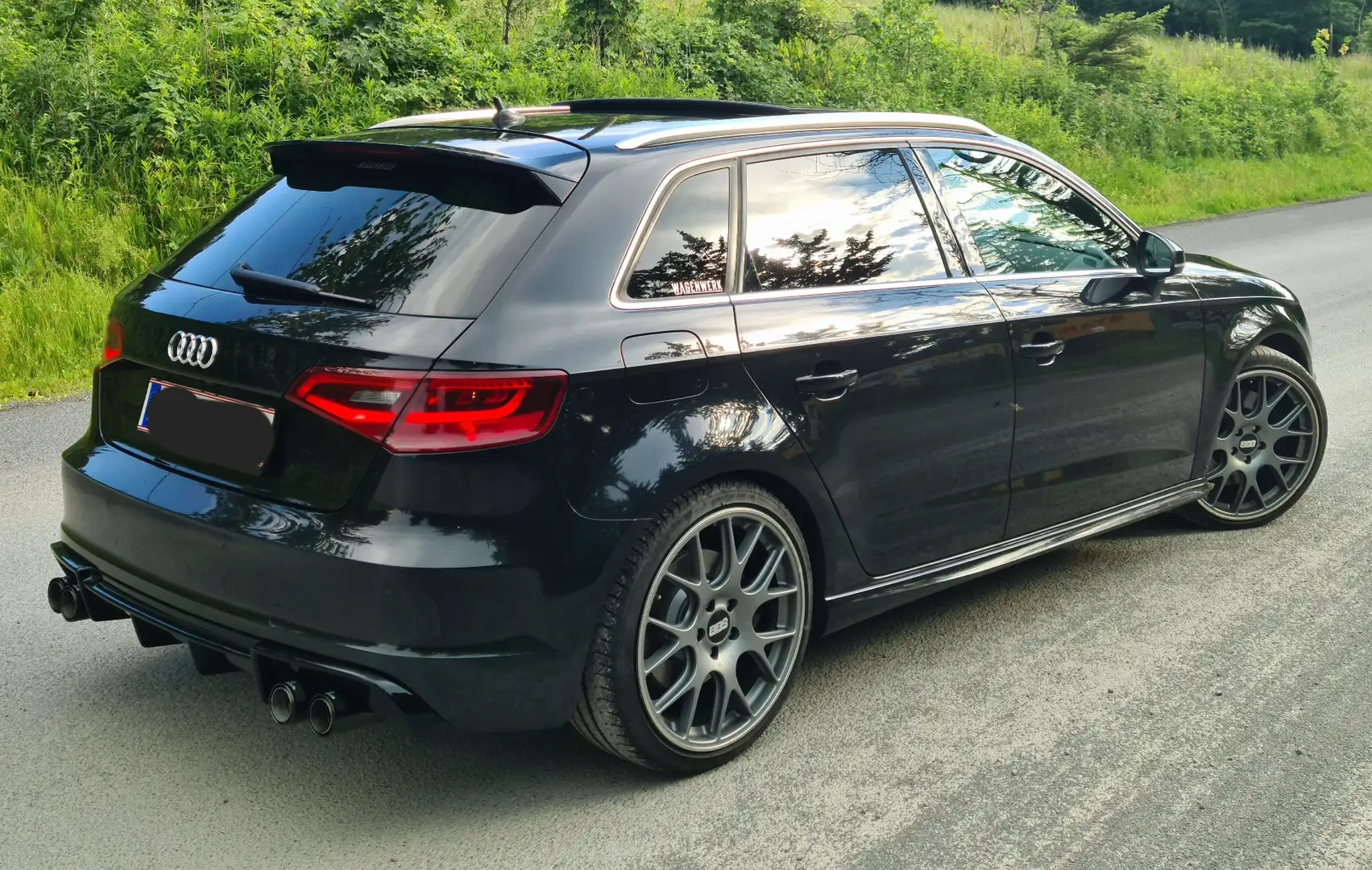 Audi S3 SB 2,0 TFSI quattro S-tronic - 1