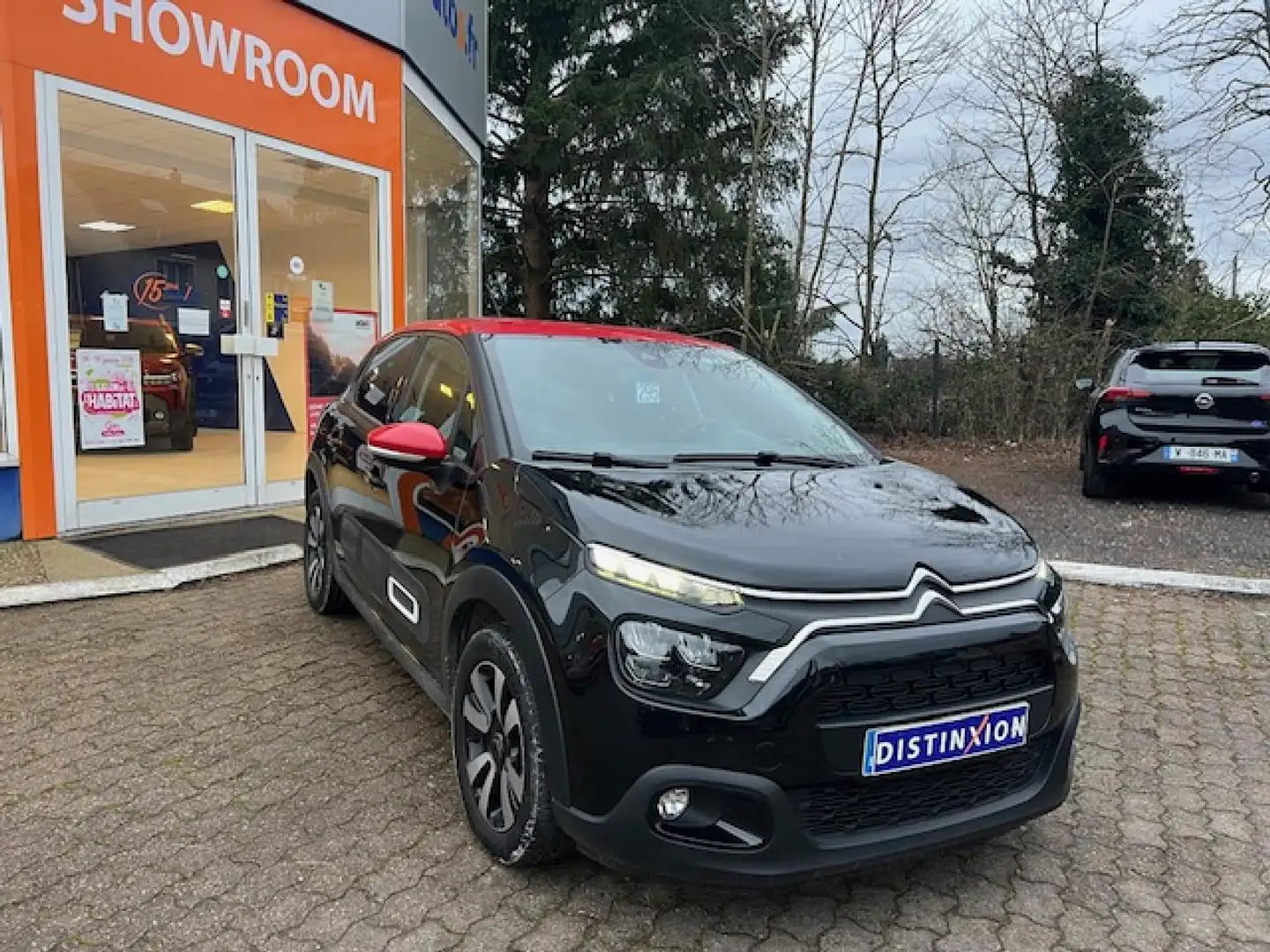 Citroen C3 Shine - 1.2  - 110 -  EAT6 - Radars Arrière + MirrorLink Schwarz - 2