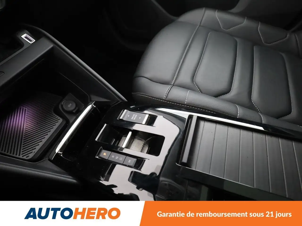 Citroen C4 e-C4 X — photo 26