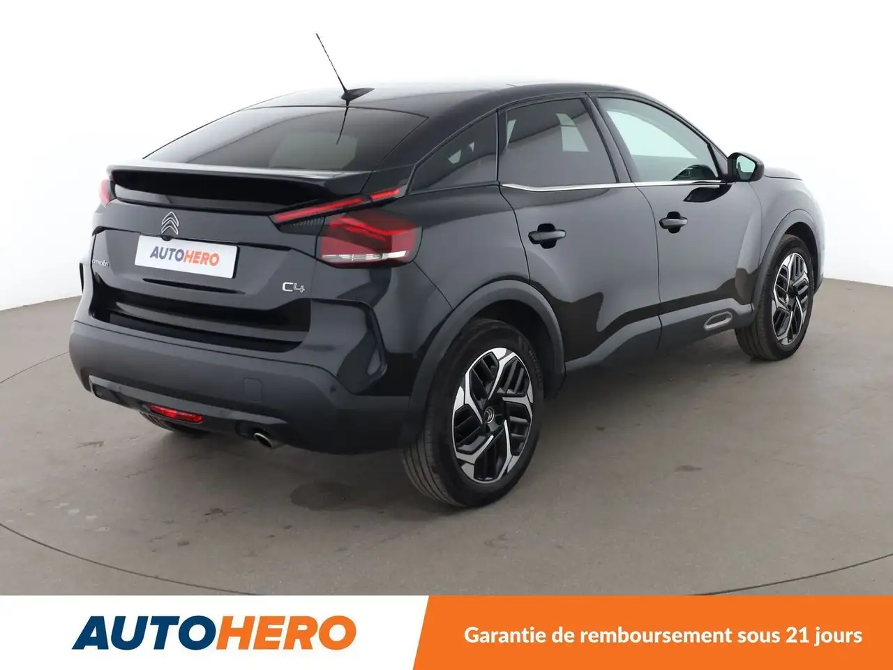 Citroen C4 e-C4 X — photo 6