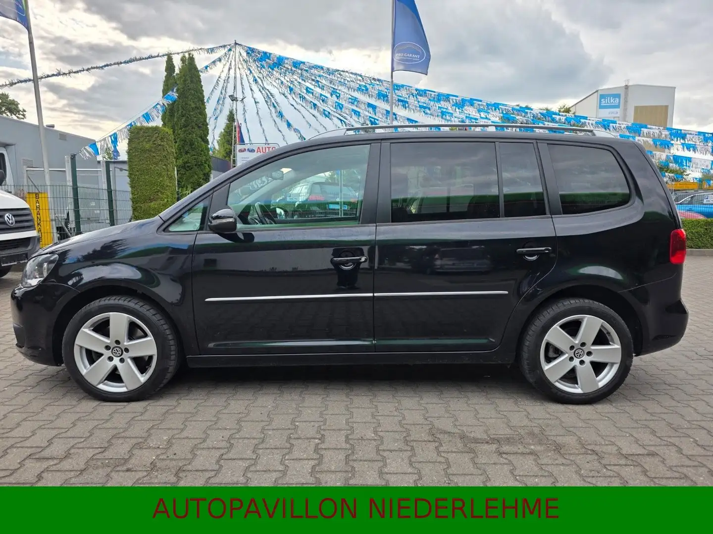 Volkswagen Touran 1.4 TSI Highline*Klima*Pano*Sitzhzg*Alu* Zwart - 1