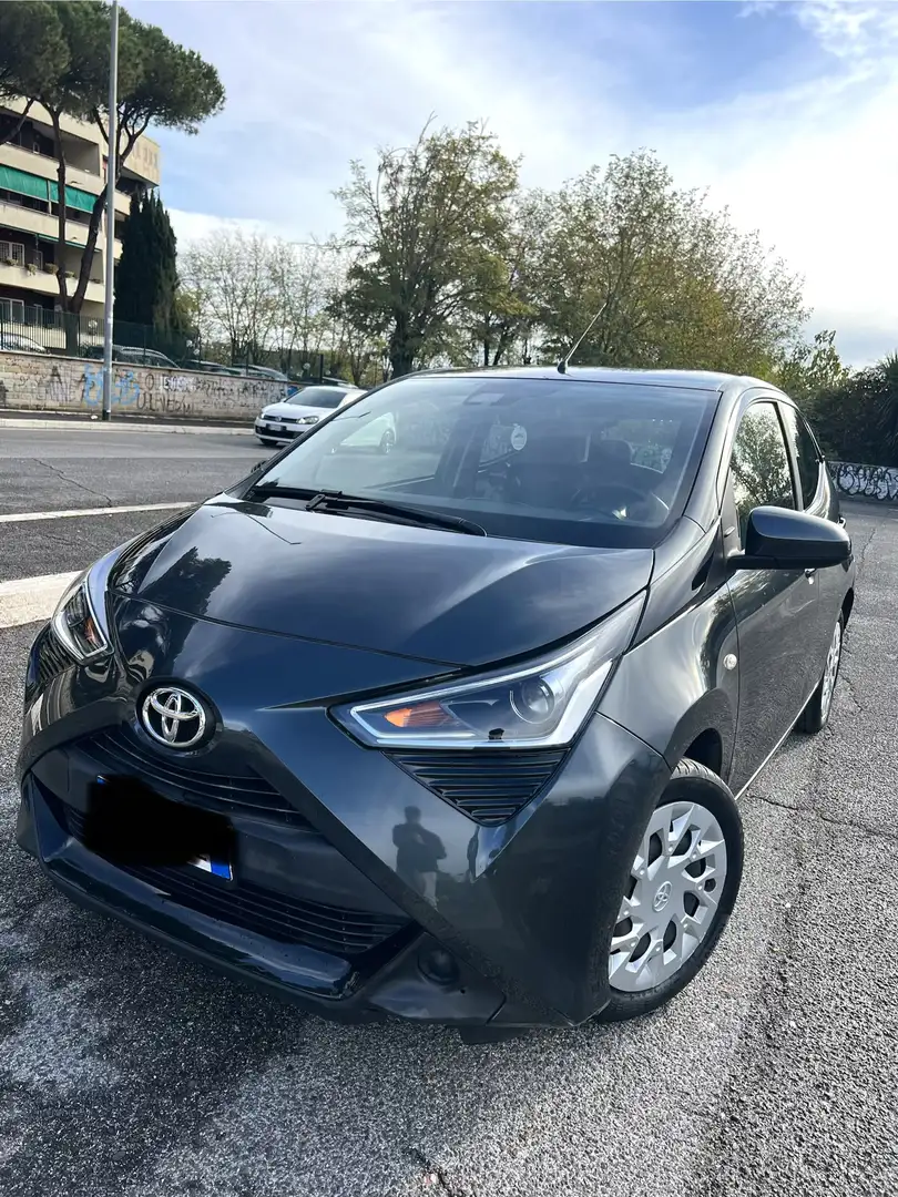 Toyota Aygo AUTOMATICA CONNECT NEOPATENTATI PERFETTA!!!!! Grigio - 1