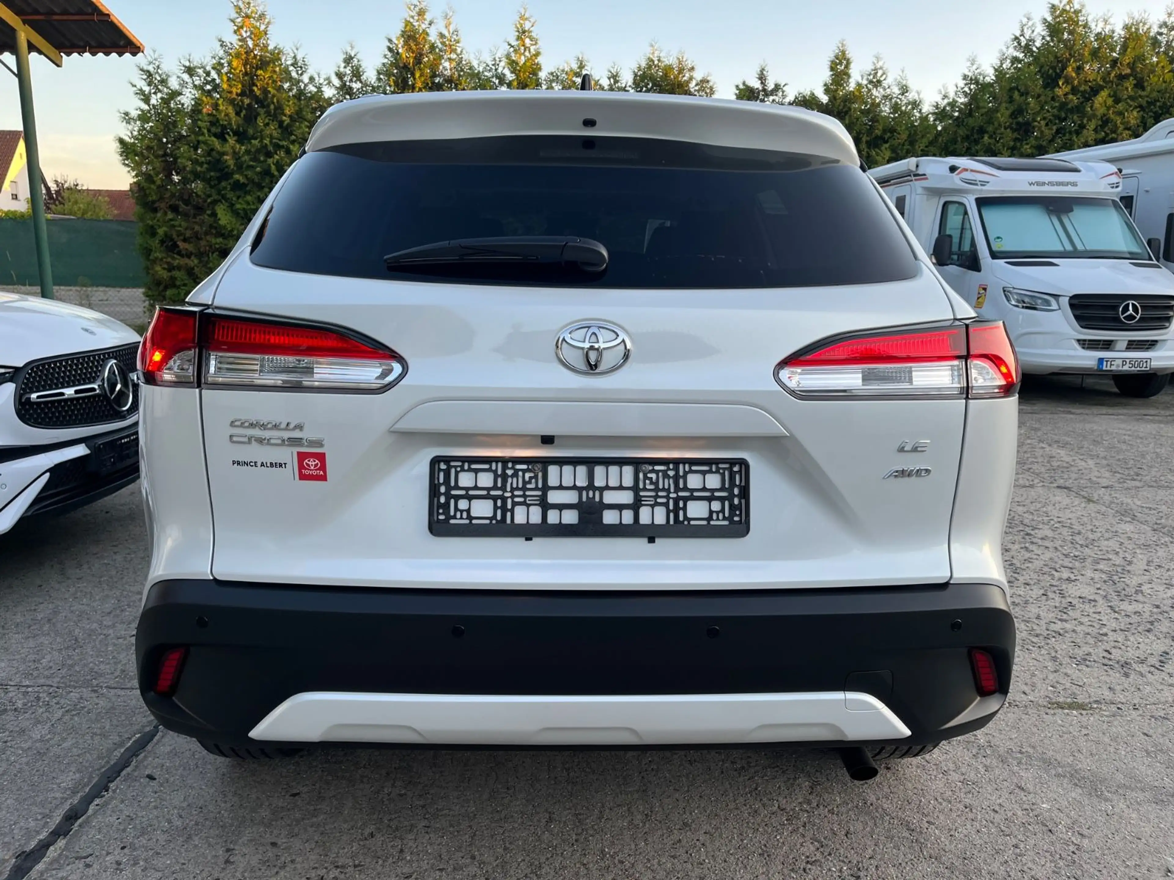 Toyota Corolla Cross 2.0- Allrad Schiebedach LED — photo 7